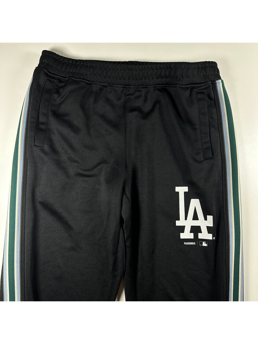 Pleasures/ MLB Los Angeles Dodgers Black Sweatpants L